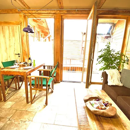 Gemuetliche Oekologische Og Innenstadt דירה ורניגרוד